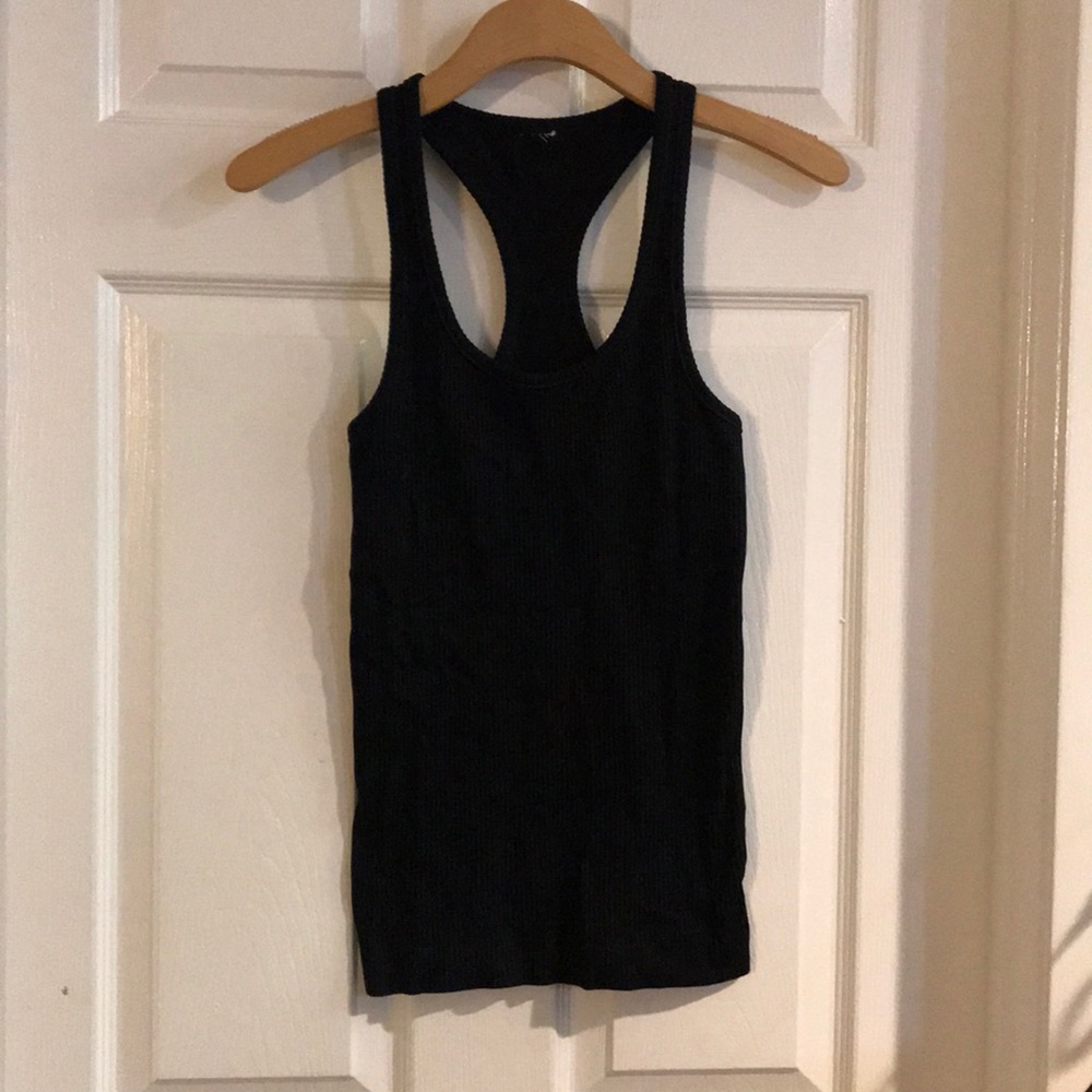 Lorna Jane tank
